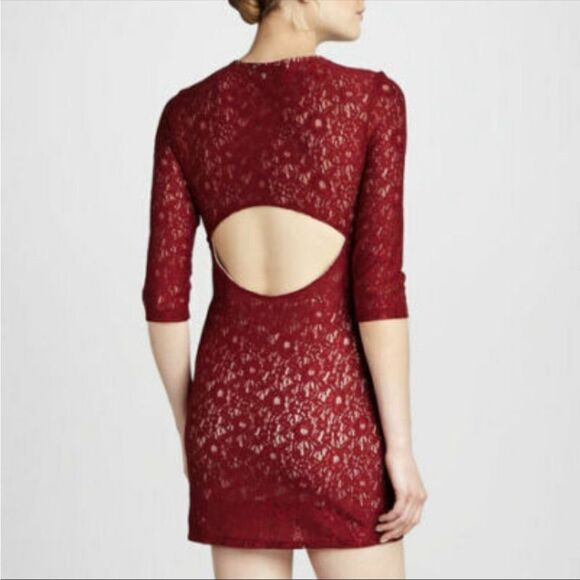 Lovers + Friends Lace Mini Dress Cut Out Back Body Con Burgundy Red Size M - Picture 14 of 14